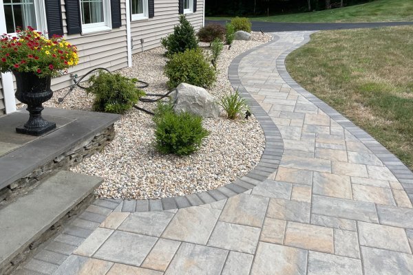 Island retaining wall